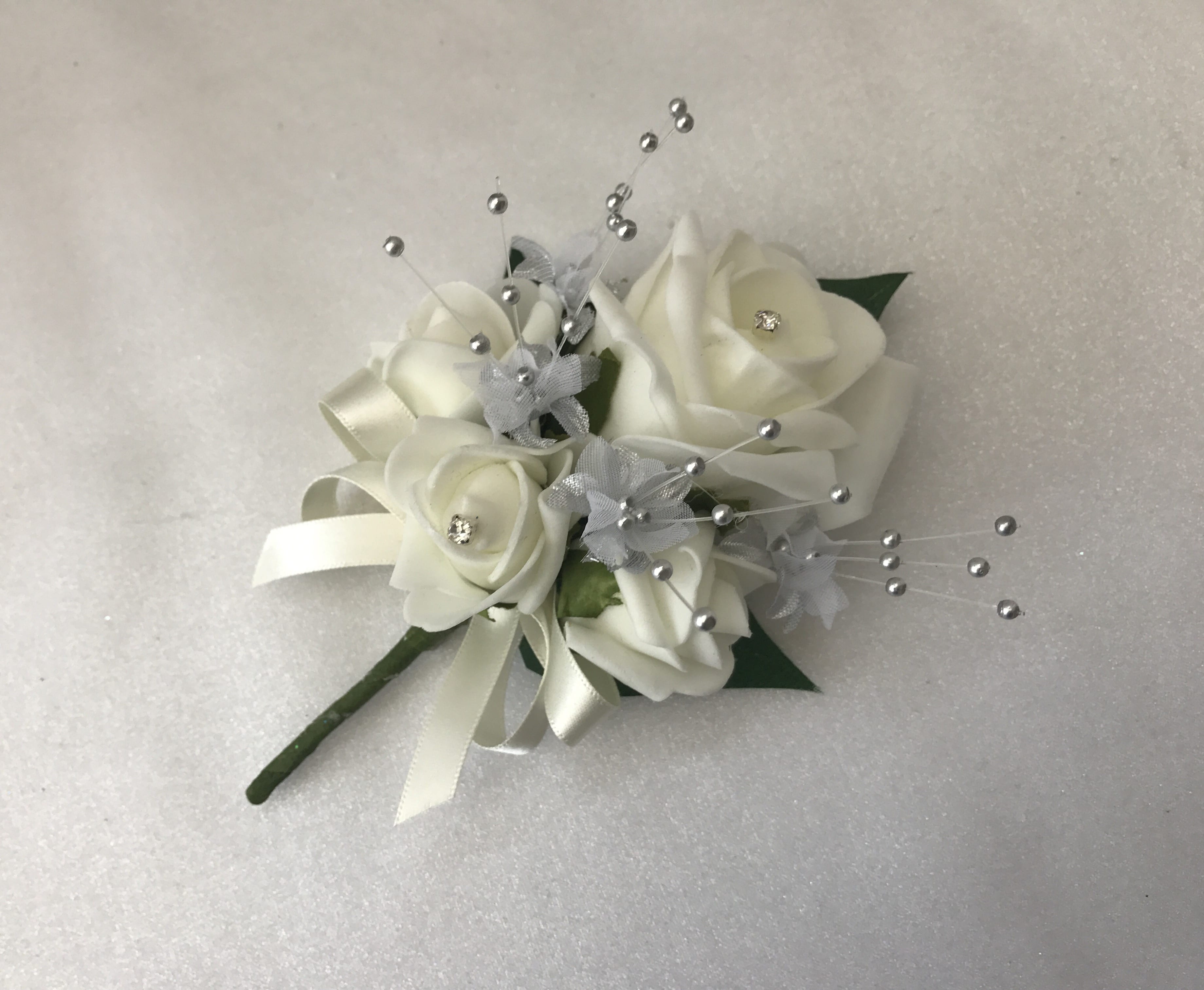Artificial Buttonhole Ladies Pin on Wedding Corsage