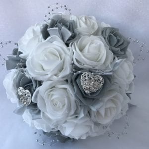 heart brides posy