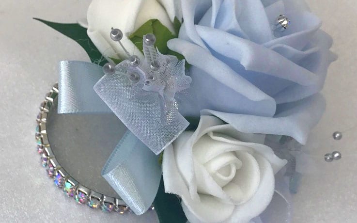 Wrist Corsages / Artificial Wedding Bouquets and Flowers
