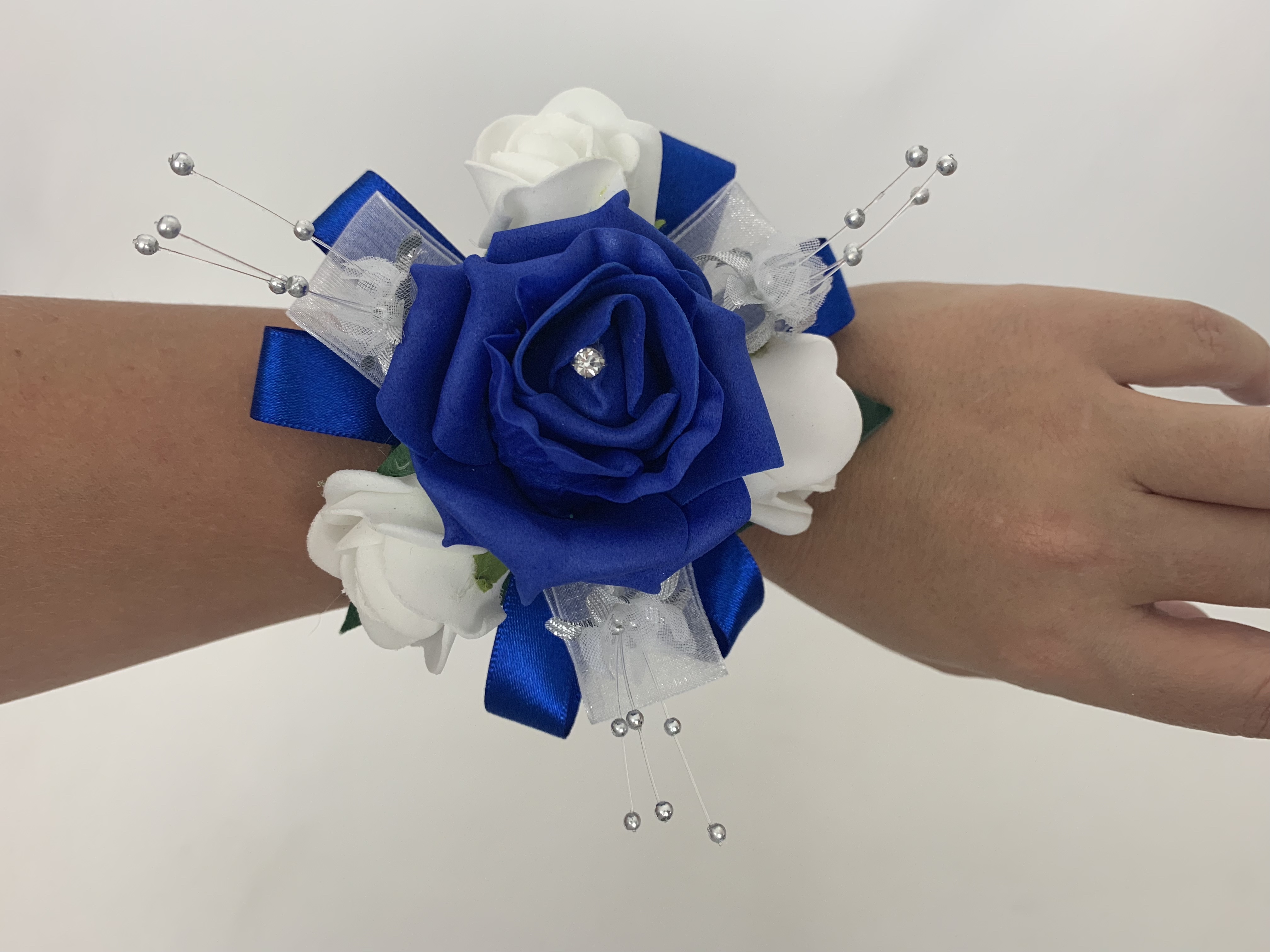 How to Make a Corsage - DIY Prom Corsage Step-by-Step