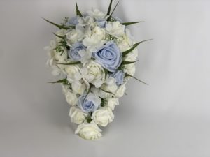 wedding bouquets - brides teardrop
