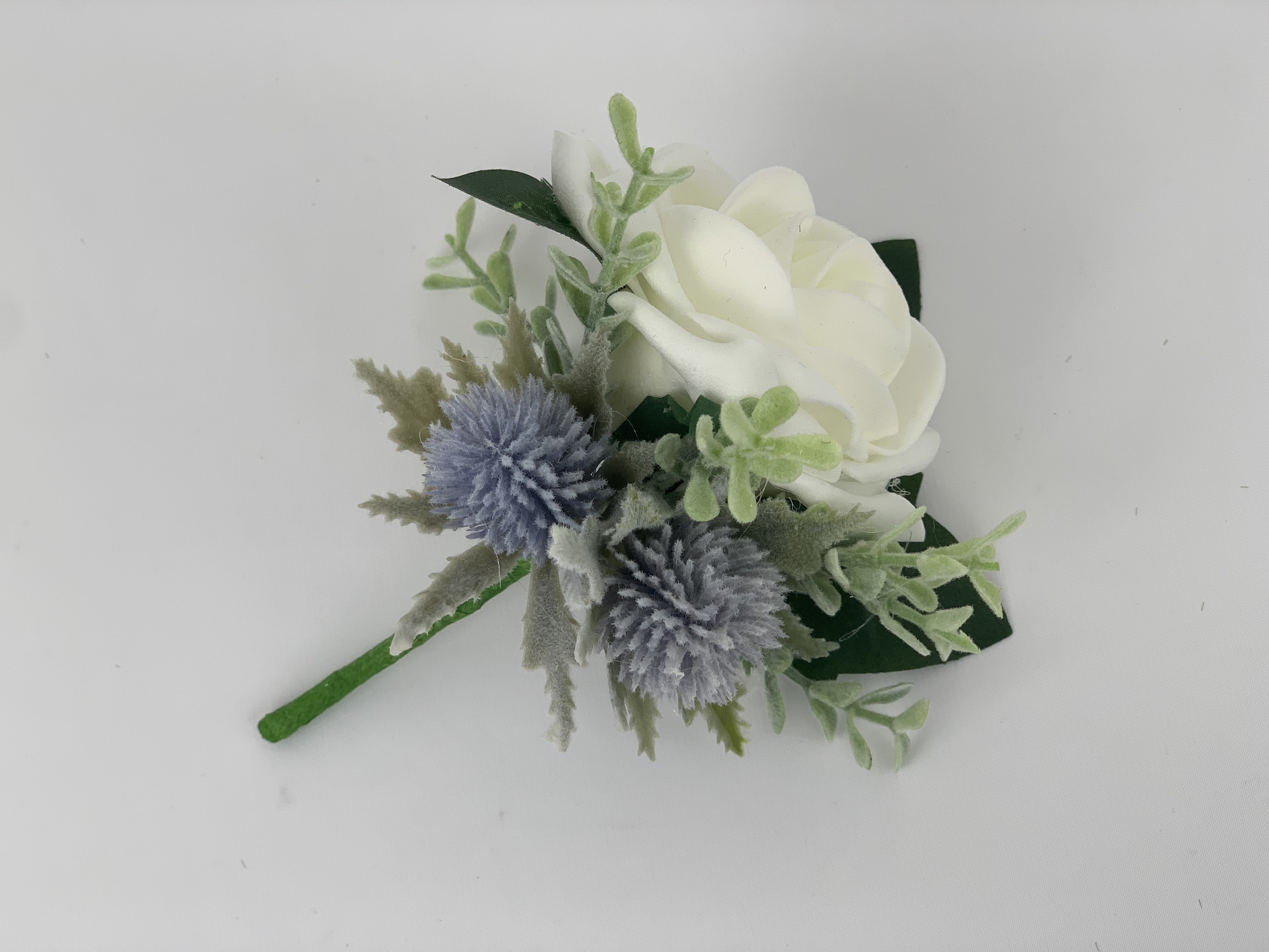 10 x Scottish Wedding Flowers Buttonhole Rose Thistle & Gyp With Foliage 
